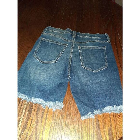 Junior Jr Sz 7 28" Waist Celebrity Pink Bermuda Distressed Denim Blue Jean Short - Picture 5 of 5